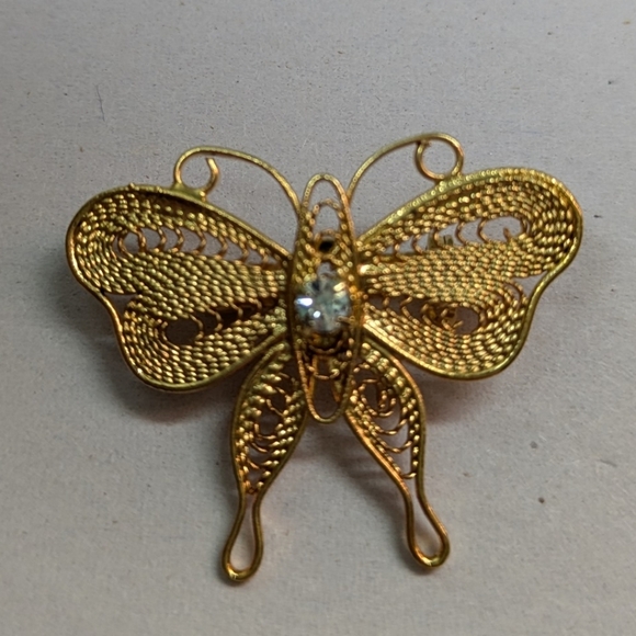 Vintage Gold Filigree Butterfly Pin Brooch - Picture 2 of 4
